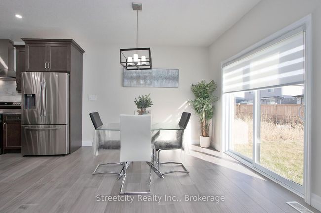 2136 Saddlerock Ave, House other with 4 bedrooms, 4 bathrooms and 2 parking in London ON | Image 16