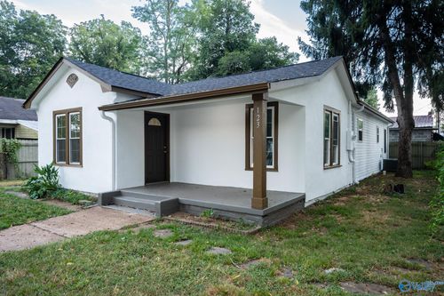 123 Maple Avenue, Huntsville, AL, 35801 | Card Image