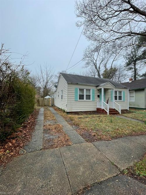 1547 Melrose Pkwy, Norfolk, VA, 23508-1738 | Card Image