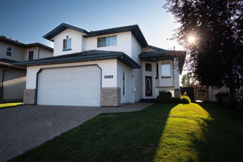 6654 98c Street, Grande Prairie, AB, T8W2T4 | Card Image