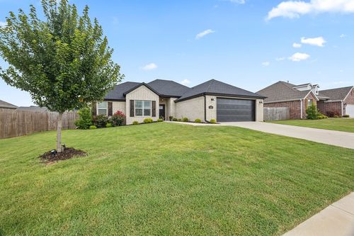 535 N Goose Xing, Farmington, AR, 72730-6015 | Card Image