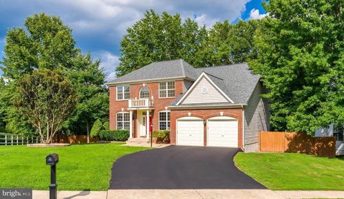 10485 Genna Ln, Manassas, VA, 20112-5816 | Card Image