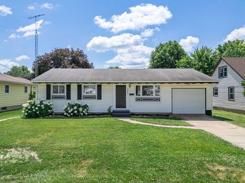 1021 North Ave, Belvidere, IL, 61008-2315 | Card Image