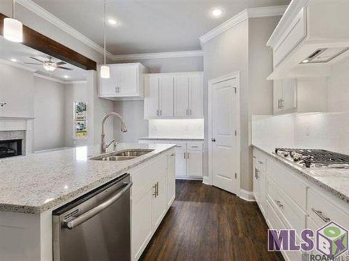 13420 Belle Prairie Dr, Geismar, LA, 70734-3385 | Card Image