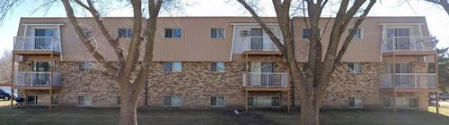 apt-204-901 Country Club Dr, Marshall, MN, 56258-2171 | Card Image
