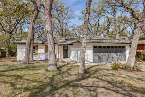 2508 Yeager St, Fort Worth, TX, 76112-5052 | Card Image