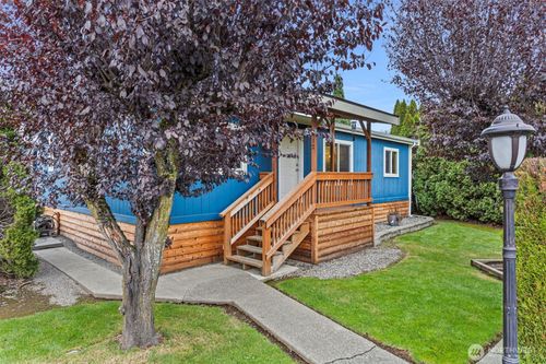 412 Algona Blvd S, Algona, WA, 98001-8561 | Card Image