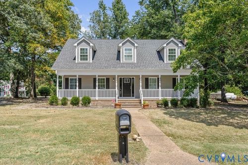 400 Derbycreek Ln, Chester, VA, 23836-5747 | Card Image