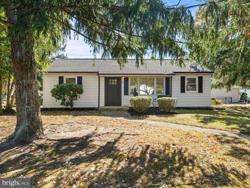 10 Duke Ave, STRATFORD, NJ, 08084-2010 | Card Image