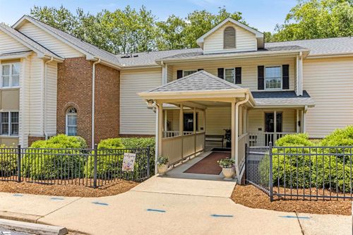 110 Swansgate Pl, Greenville, SC, 29605-5324 | Card Image