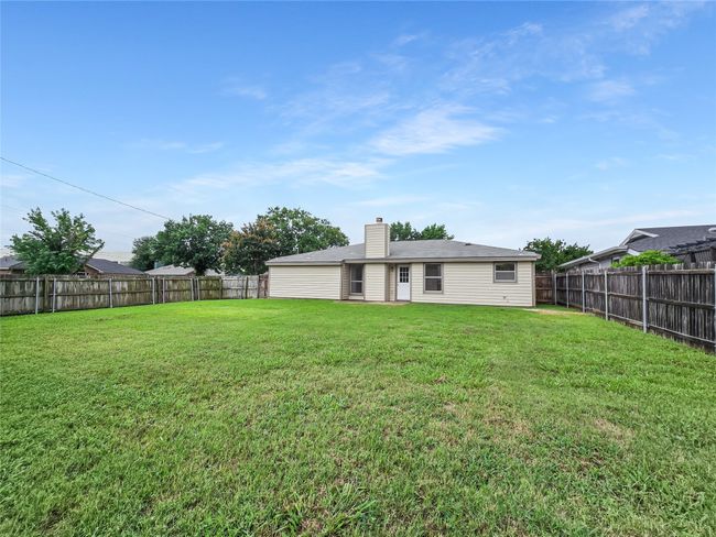 Back of house. | Image 17