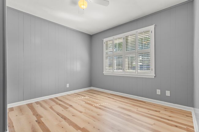 37 Tarinelli Cir, House other with 5 bedrooms, 1 bathrooms and 6 parking in Bridgeport CT | Image 16