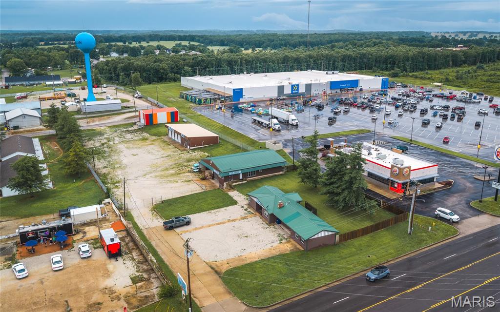 Commercial Sale in Salem 2