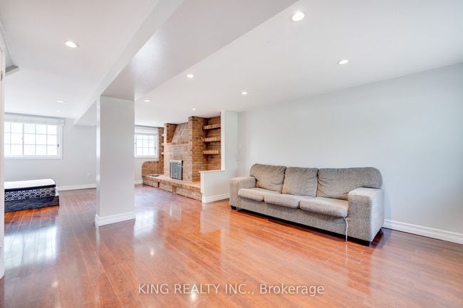 1761 Daleview Cres, House other with 4 bedrooms, 2 bathrooms and 8 parking in Cambridge ON | Image 26