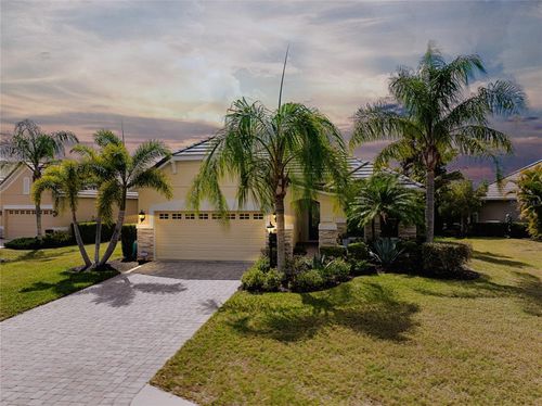 12235 Thornhill Ct, LAKEWOOD RANCH, FL, 34202-7946 | Card Image