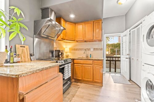 2-616 10th St, Union City, NJ, 07087-3042 | Card Image