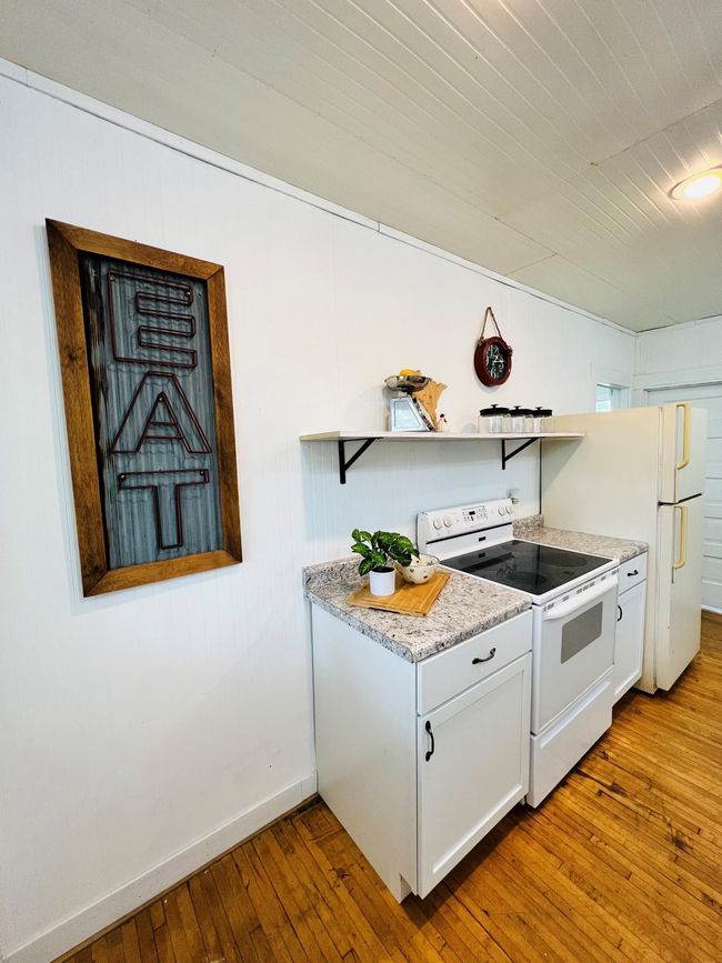 Kitchen | Image 13