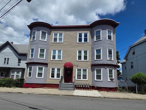43 High Rock St, Lynn, MA, 01902-3833 | Card Image