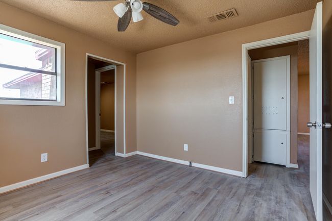 208 Avenue X, House other with 3 bedrooms, 2 bathrooms and null parking in Levelland TX | Image 13