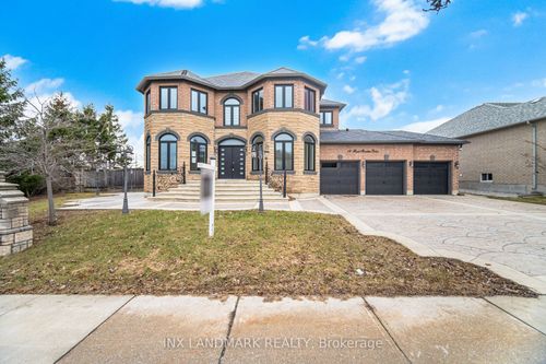 18 Forest Fountain Dr, Woodbridge, ON, L4H1S3 | Card Image