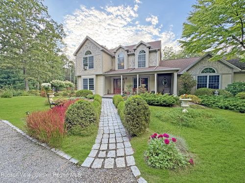 189 Bush Rd, Stone Ridge, NY, 12484-5203 | Card Image