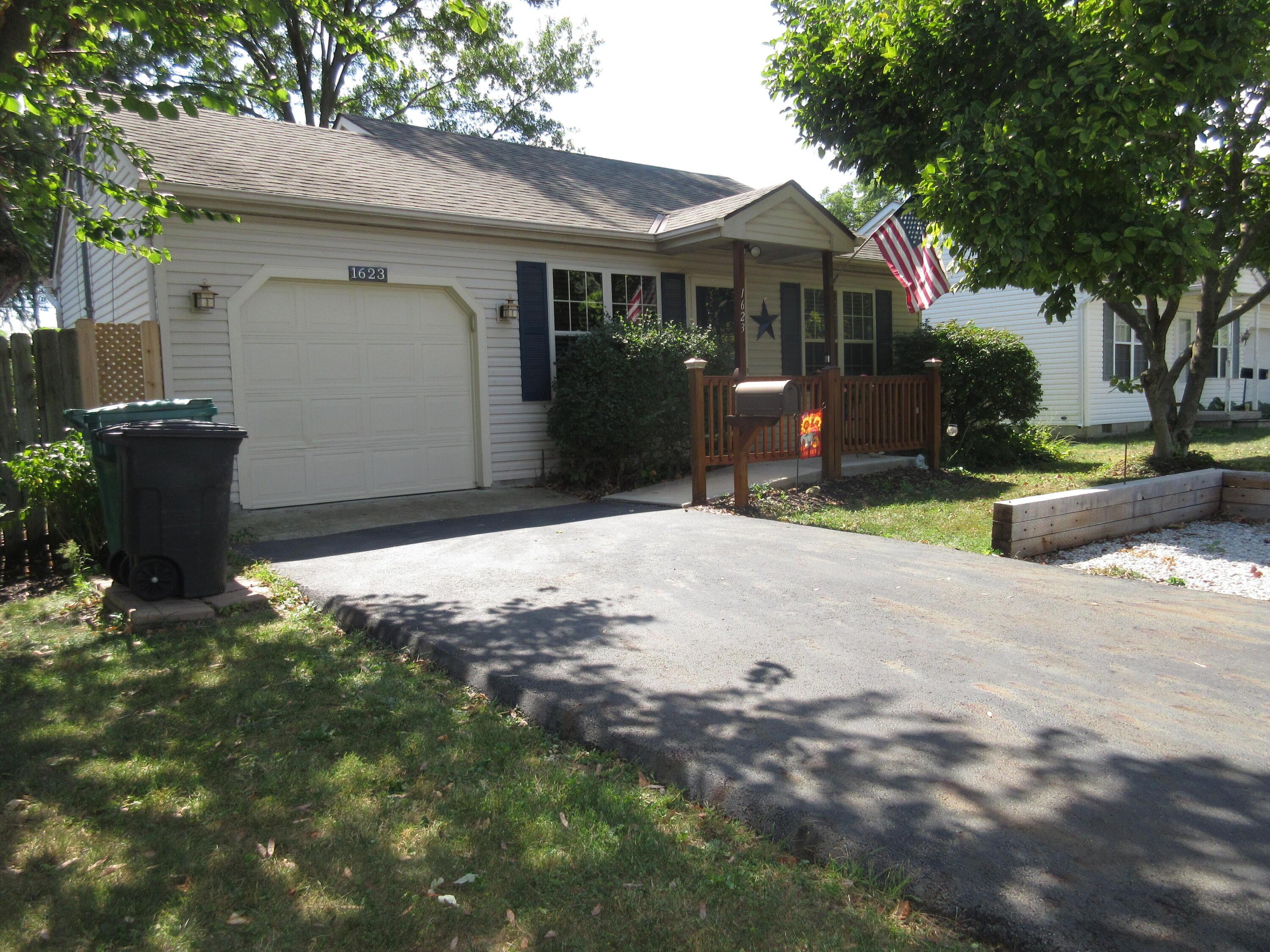 Arcadia Ave, Obetz, OH 43207