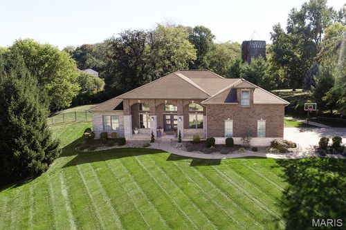 2921 Titleist Drive, Belleville, IL, 62220 | Card Image
