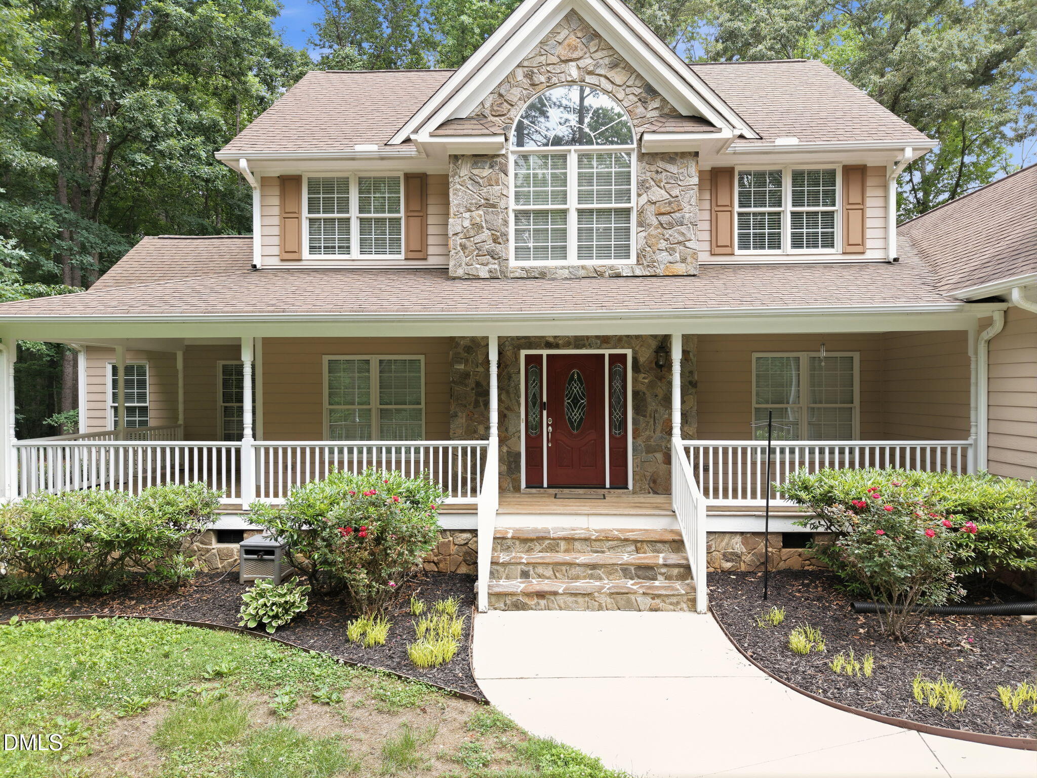 Residential in Rougemont 2
