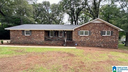 106 Hawthorne St, TALLADEGA, AL, 35160-2929 | Card Image