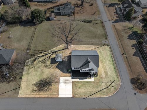 129 Spring St, Reidville, SC, 29375-9601 | Card Image