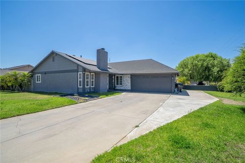 6703 Aster Ct, Chino, CA, 91710-2806 | Card Image