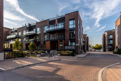 E403 - 52 Coles Ave, Condo with 2 bedrooms, 3 bathrooms and 1 parking in Vaughan ON | Image 1