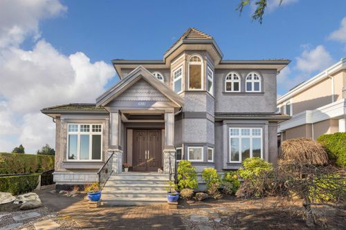 6981 Laurel St, Vancouver, BC, V6P3T6 | Card Image