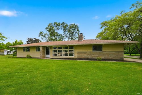 6018 N Clinton Street, Fort Wayne, IN, 46825 | Card Image
