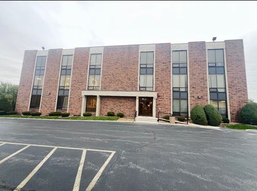 ste-3n-7804 W College Dr, Palos Heights, IL, 60463-1493 | Card Image