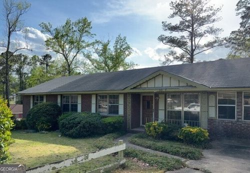 2107 Burnside Dr, Columbus, GA, 31907-3705 | Card Image