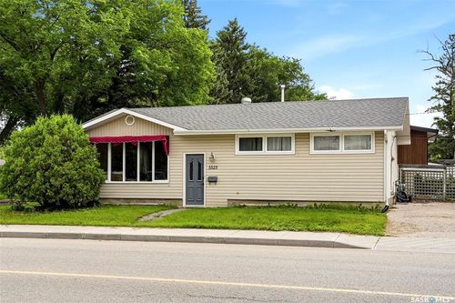 3325 29th Ave, Regina, SK, S4S2P1 | Card Image