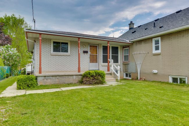A - 353A Manitoba St, House attached with 2 bedrooms, 2 bathrooms and 1 parking in London ON | Image 4