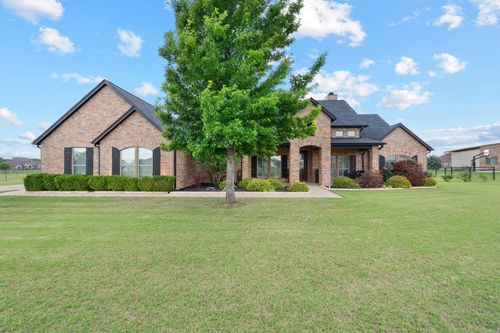 112 Eagle Moor Ln, Brock, TX, 76087-1165 | Card Image