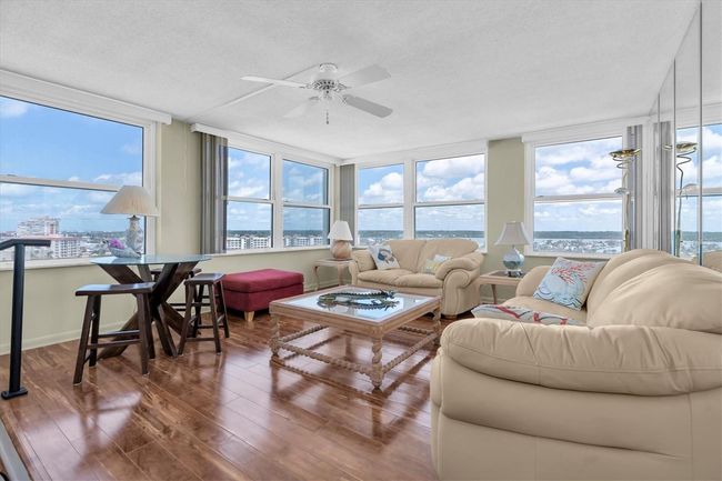 APT-1302 - 17408 Gulf Blvd, Condo with 2 bedrooms, 2 bathrooms and null parking in REDINGTON SHORES FL | Image 4