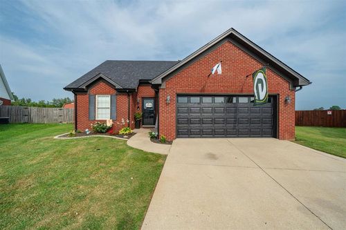 5300 Summercrest Dr, Owensboro, KY, 42301-8395 | Card Image