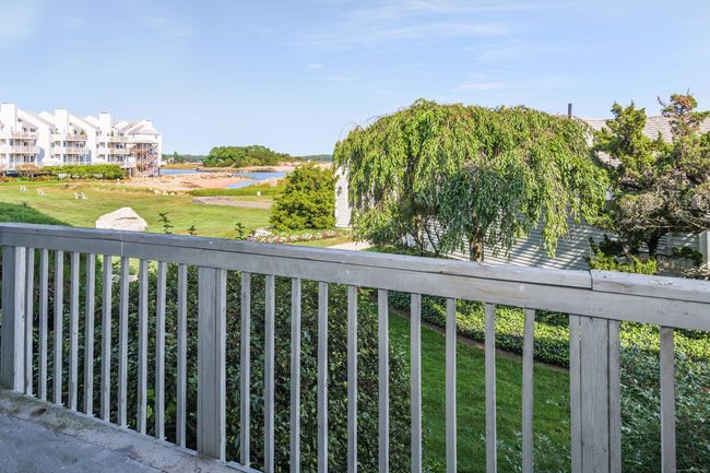 APT-110 - 1 Mansfield Grove Rd, Condo with 2 bedrooms, 2 bathrooms and null parking in East Haven CT | Image 12