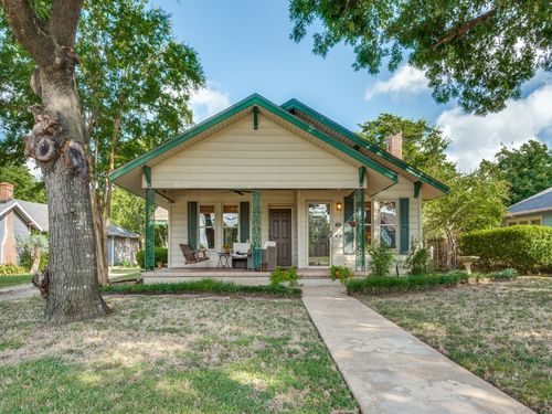 1107 E Marvin Ave, Waxahachie, TX, 75165-2824 | Card Image
