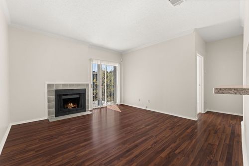 apt-2003-12166 Metric Blvd, Austin, TX, 78758-8609 | Card Image