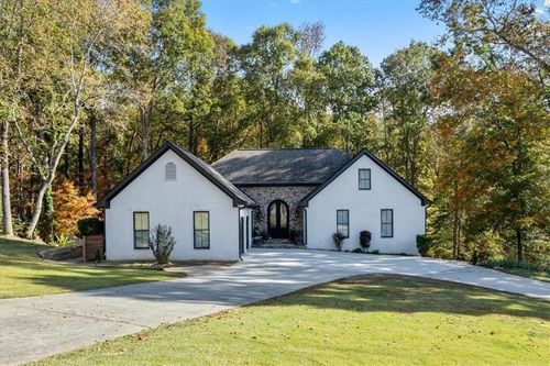 3325 Sweetwater Dr, Cumming, GA, 30041-6641 | Card Image