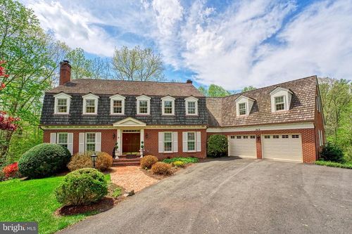 7419 Georgetown Ct, MCLEAN, VA, 22102-2123 | Card Image