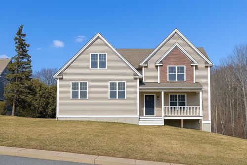 195 Lower Gore Dr, Webster, MA, 01570 | Card Image