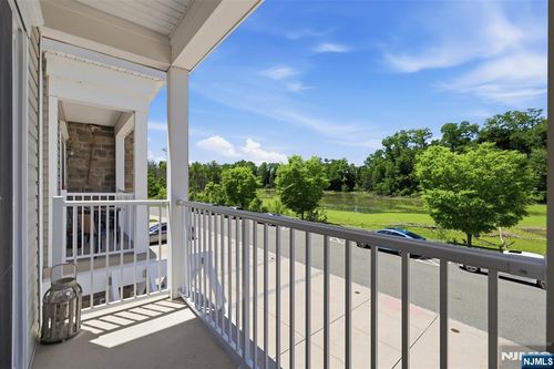 404 Waterview Ct, Cedar Knolls, NJ, 07927-2054 | Card Image