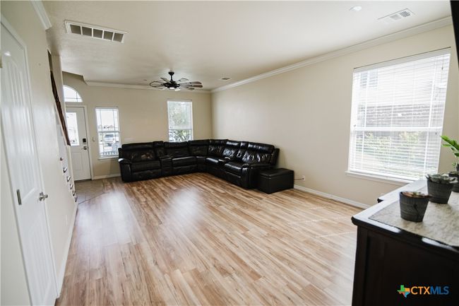 201 Boulder Ridge Dr, House other with 5 bedrooms, 3 bathrooms and null parking in Cuero TX | Image 7