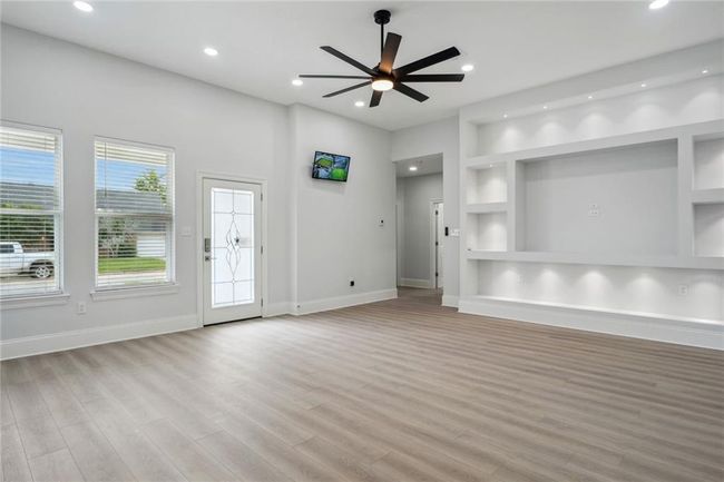 696 Newport Circle Circle, House other with 3 bedrooms, 2 bathrooms and null parking in Terrytown LA | Image 10